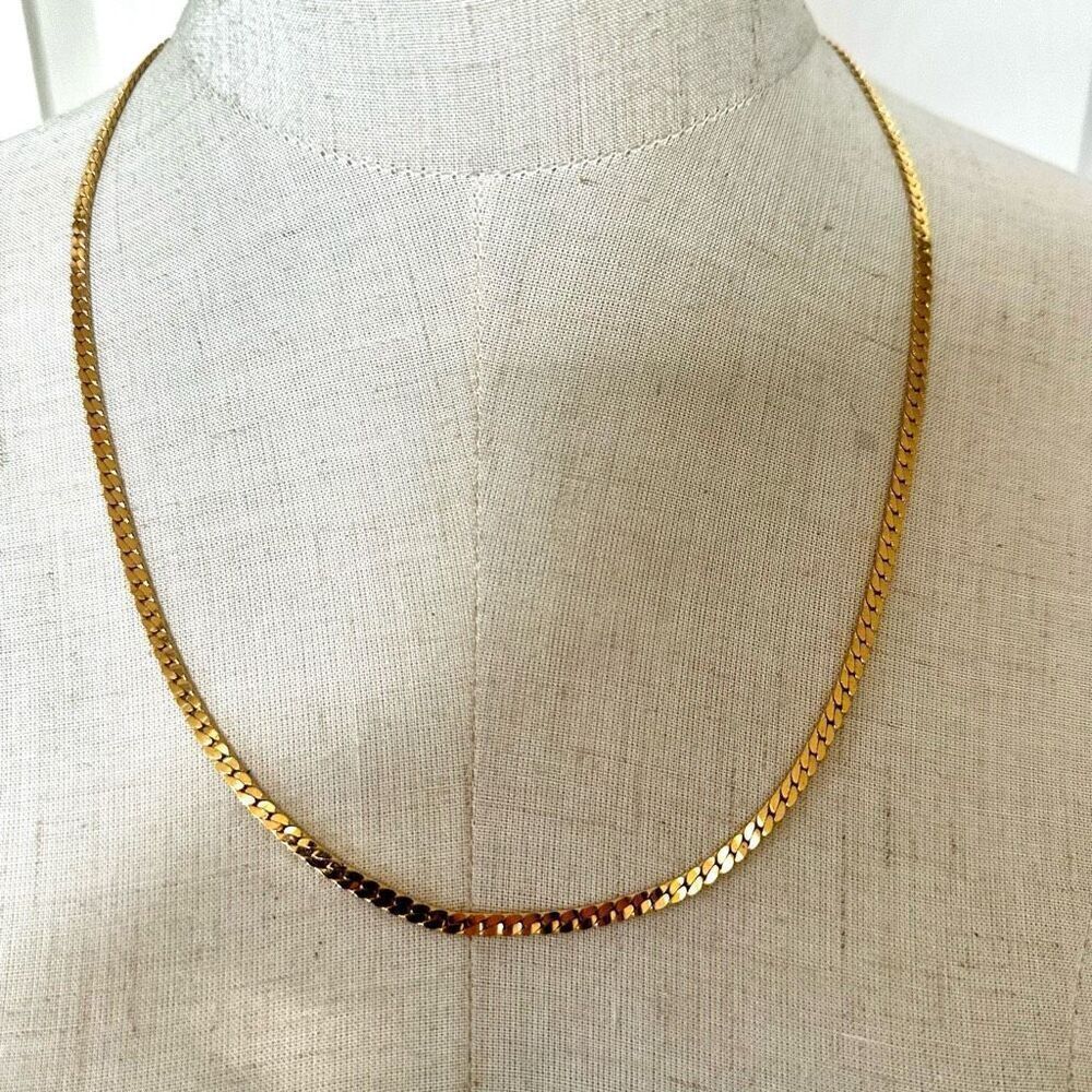 Napier vintage gold tone flat chain necklace
